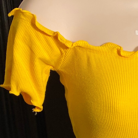 Yellow Ribbed Dress - Picture 2 of 2